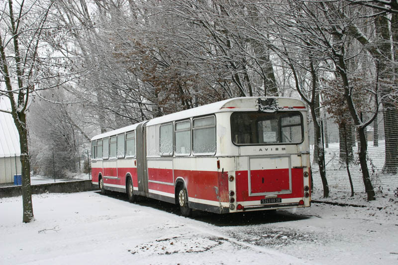 SG 220 n°104 sous la neige