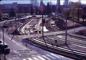 Ligne de tram ''B'' = travaux = terminus Universités