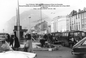 Transport Officiels aux JO de Grenoble dans des Estafette